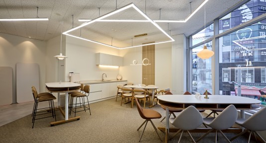 모션 스튜디오 가구 쇼룸 0